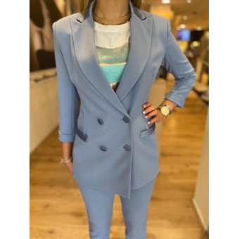 LaNorsa blue suit 